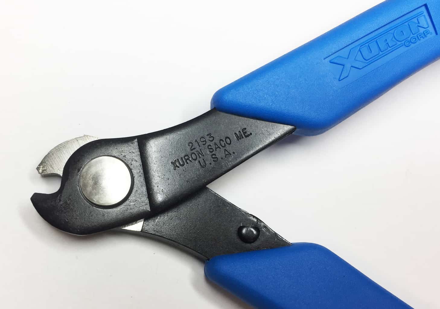 Xuron Short Flat-Nose Pliers #483