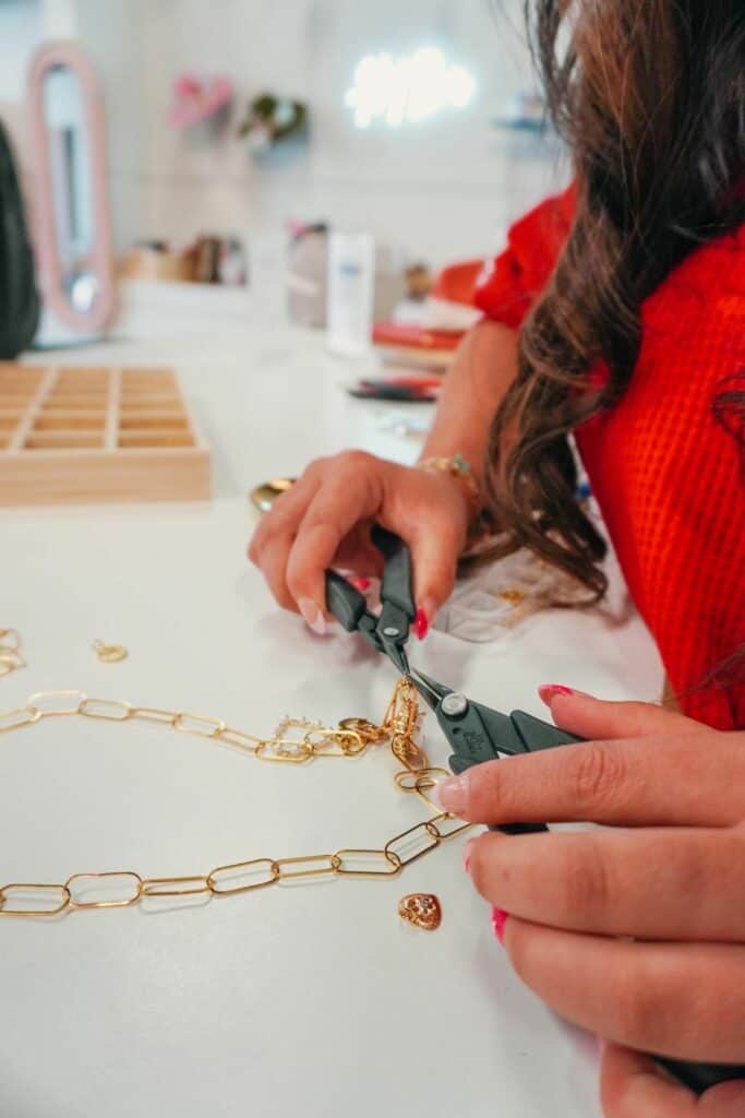 Permanent Jewelry Artist Ashley Donnell.