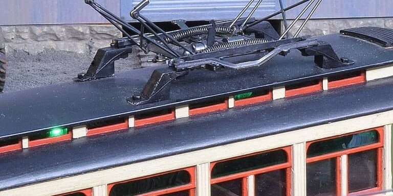 Tom Piccirillo's scratch built rmodel railroad pantograph